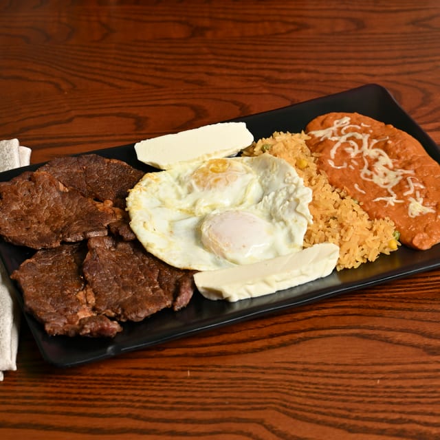 Almuerzo Campesino.