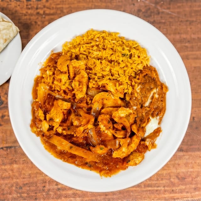 Pollo Guisado.