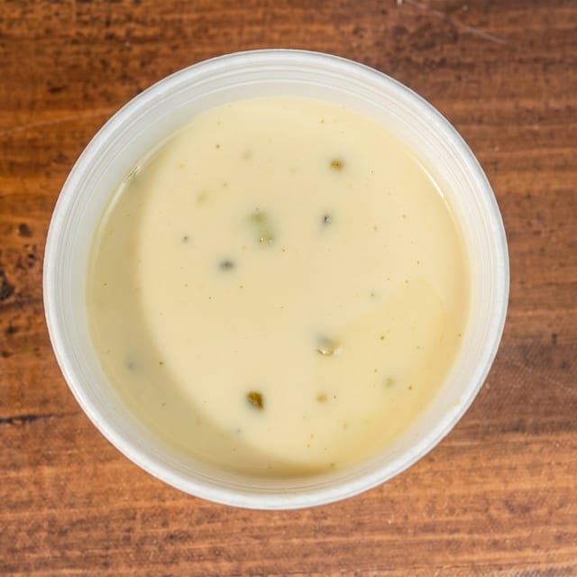 Con Queso Dip.